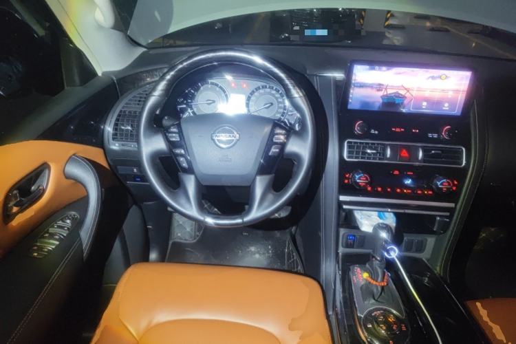 Used Nissan Patrol 2020 Y62 4.0 XE Middle East Steering Wheel