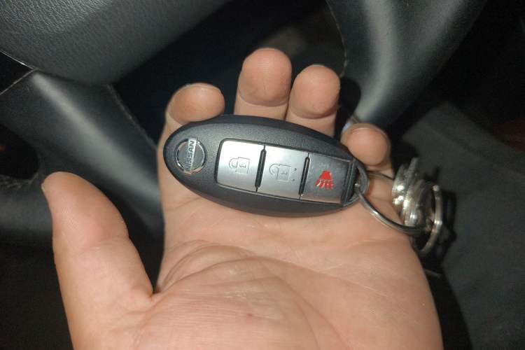 Used Nissan Patrol  Vehicle Key