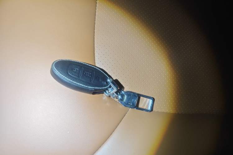 Used Nissan Patrol 2020 Y62 4.0 XE Middle East Vehicle Key