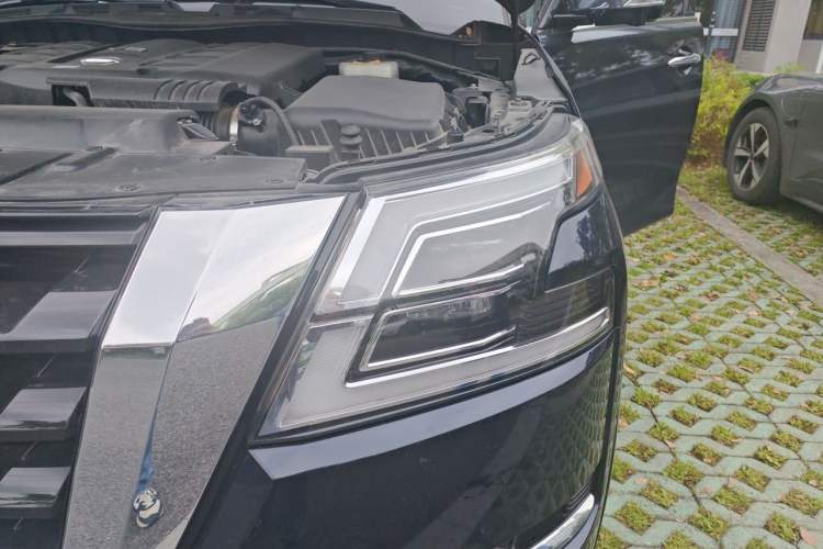 Used Nissan Patrol 2023 ARMADA 5.6L Invincible Fleet Flagship Edition Engine Bay Left