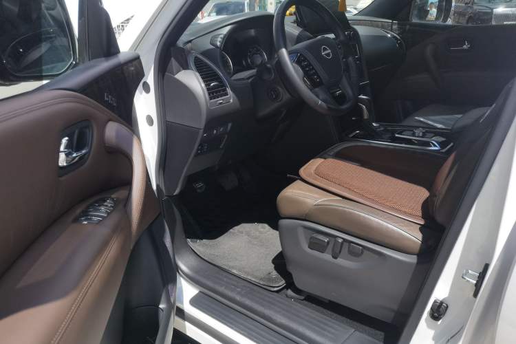 Used Nissan Patrol 2023 ARMADA 5.6L U.S.-Spec Model Driver Seat