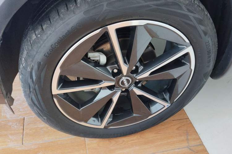 Used Nissan Qashqai 2023 1.3T CVT Flagship Edition Left Front Wheel Hub
