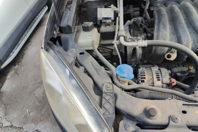 Used Nissan Qashqai 2008 20X LE CVT 2WD Engine Bay Right