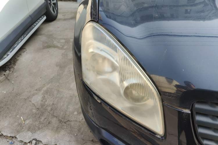 Used Nissan Qashqai 2008 20X LE CVT 2WD Right Front Headlight
