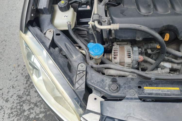 Used Nissan Qashqai 2008 20X LE CVT 2WD Engine Bay Right