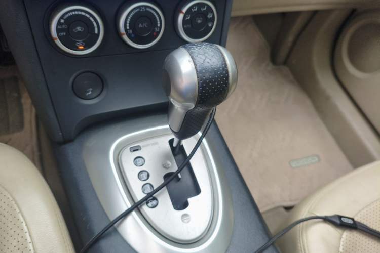 Used Nissan Qashqai 2008 20X LE CVT 2WD Gear Lever