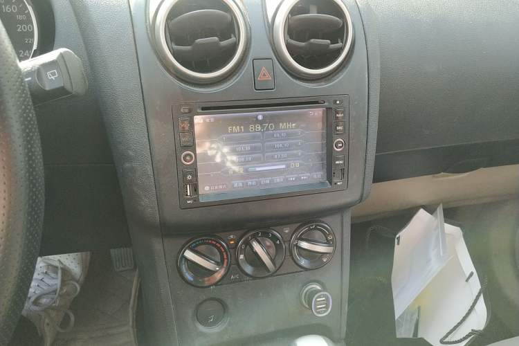 Used Nissan Qashqai 2008 16G Style 5MT 2WD Audio And AC Panel