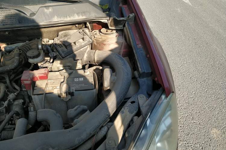 Used Nissan Qashqai 2008 16G Style 5MT 2WD Engine Bay Left