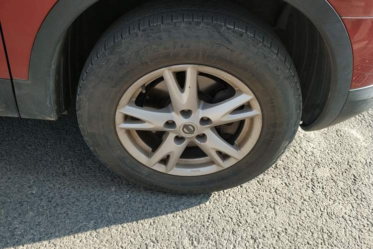 Used Nissan Qashqai 2008 16G Style 5MT 2WD Right Front Wheel Hub