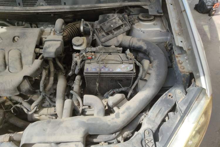 Used Nissan Qashqai 2008 20X LE CVT 2WD Engine Bay Left