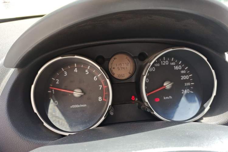 Used Nissan Qashqai 2008 20S Fire 6MT 2WD Odometer Close Up