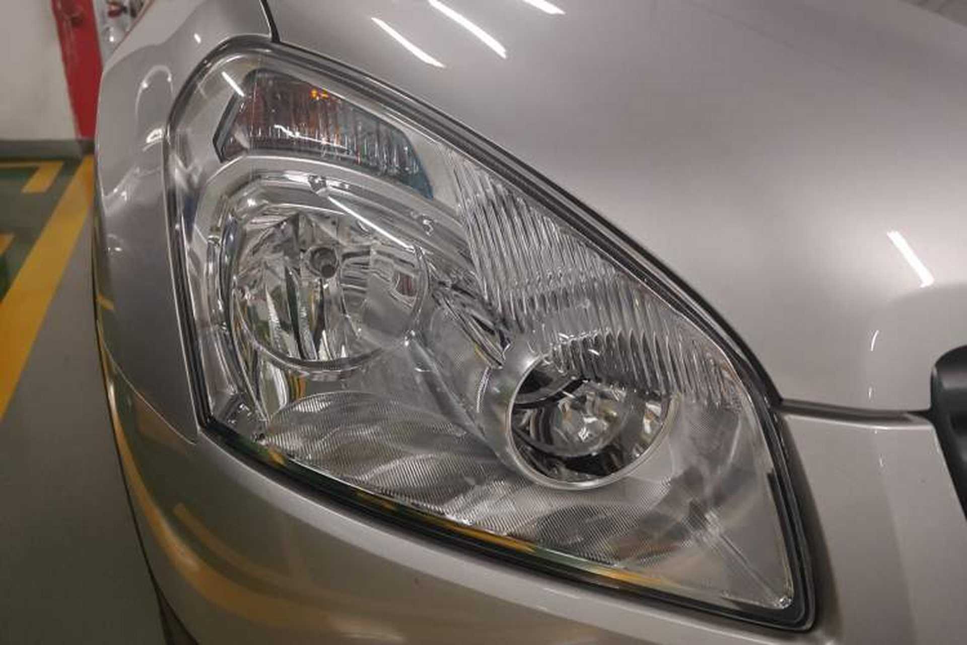 Used Nissan Qashqai 2008 20X LE CVT 2WD Right Front Headlight