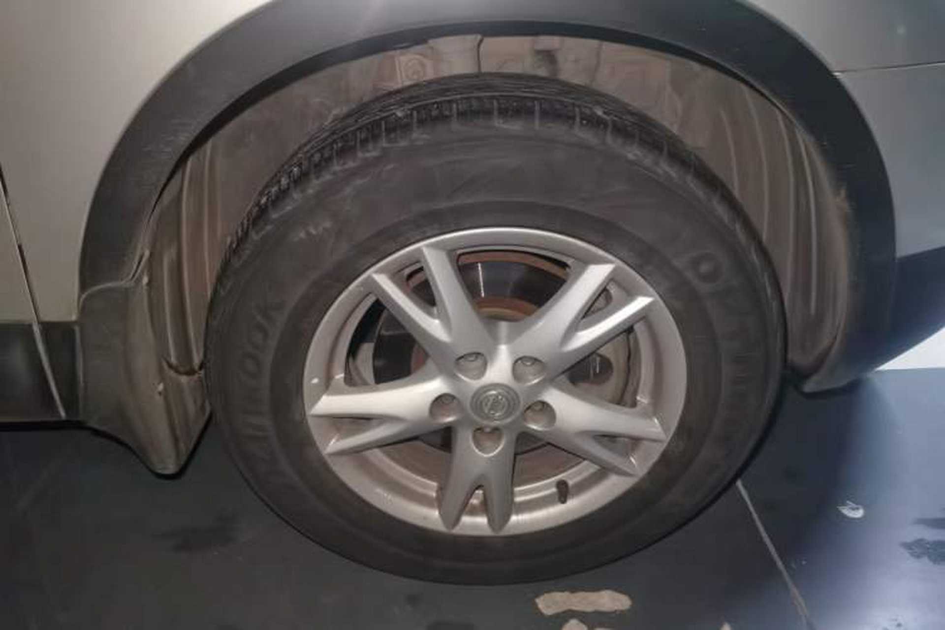 Used Nissan Qashqai 2008 20S Fire 6MT 2WD Right Front Wheel Hub
