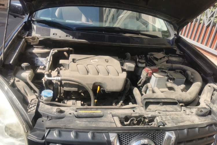 Used Nissan Qashqai 2010 20X LE CVT 2WD Engine Bay