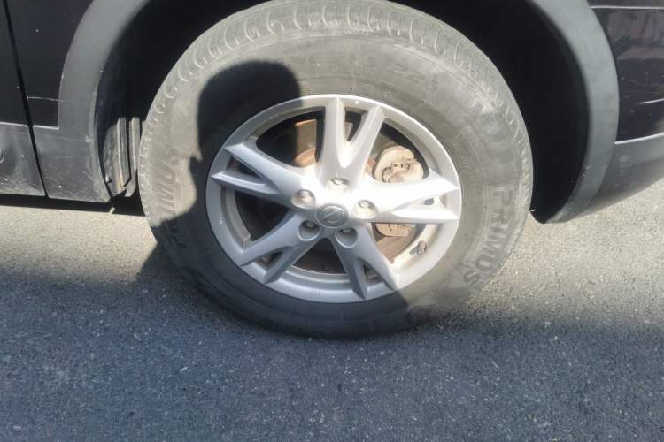 Used Nissan Qashqai 2010 20X LE CVT 2WD Right Front Wheel Hub