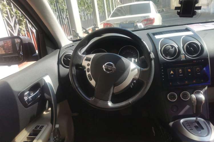 Used Nissan Qashqai 2010 20X LE CVT 2WD Steering Wheel