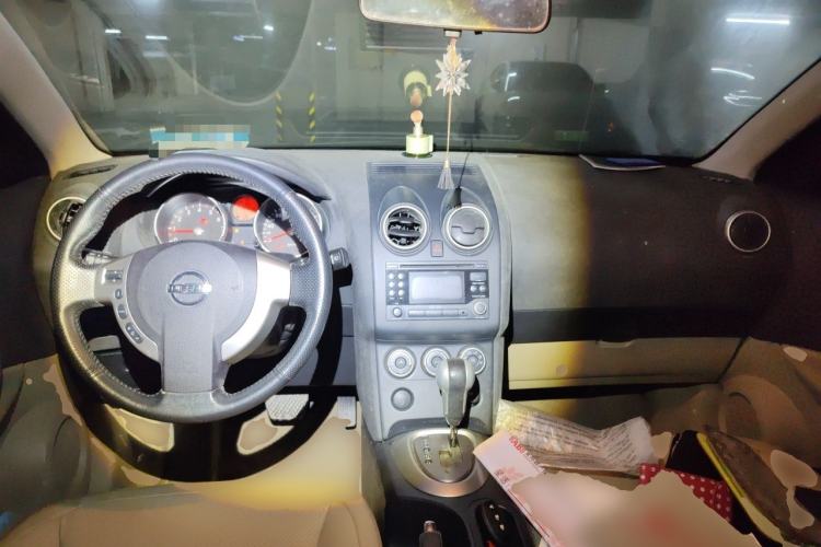 Used Nissan Qashqai 2010 20X LE CVT 2WD Center Console