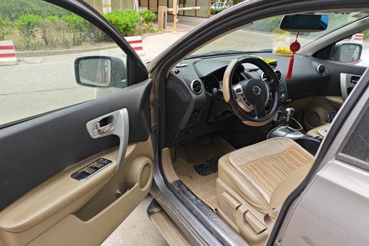 Used Nissan Qashqai 2010 20X LE CVT 2WD Driver Seat