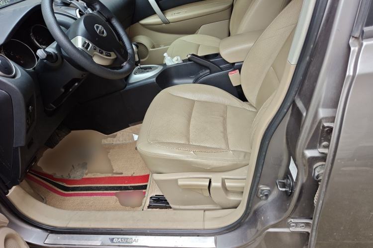 Used Nissan Qashqai 2010 20X LE CVT 2WD Left Front Seat