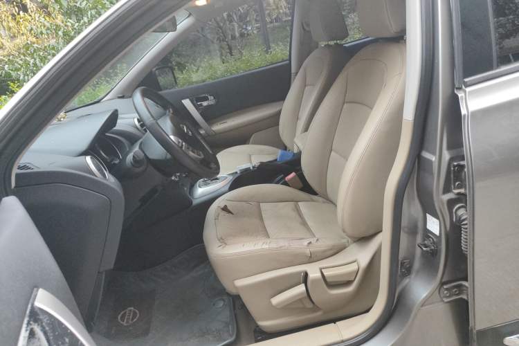 Used Nissan Qashqai 2010 20X LE CVT 2WD Left Front Seat