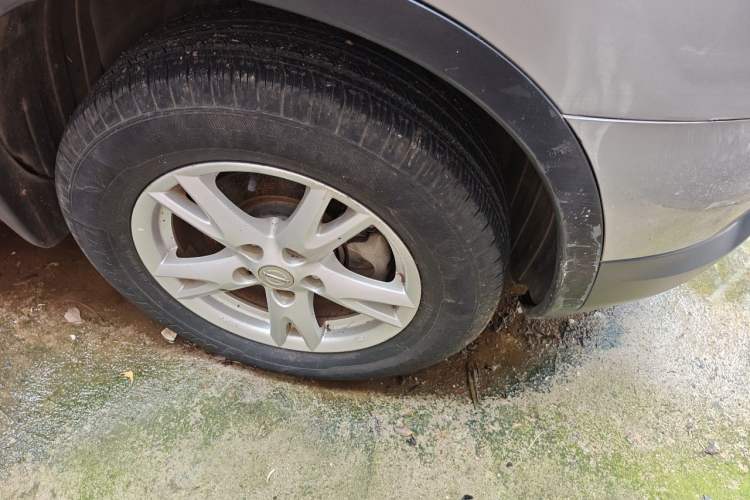 Used Nissan Qashqai 2010 20X LE CVT 2WD Right Front Wheel Hub