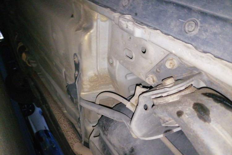 Used Nissan Qashqai 2010 20XFOUR Dragon CVT 4WD Chassis Rear Left