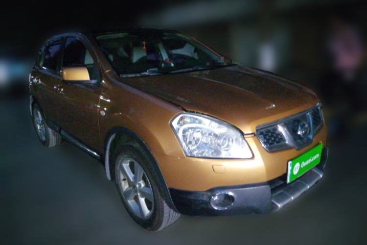 Used Nissan Qashqai 2010 20XFOUR Dragon CVT 4WD Front Right 45 Deg