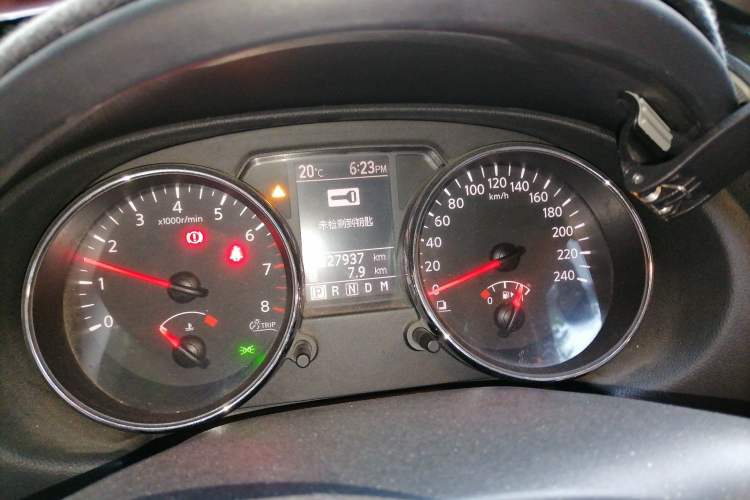 Used Nissan Qashqai 2010 20XFOUR Dragon CVT 4WD Instrument Cluster