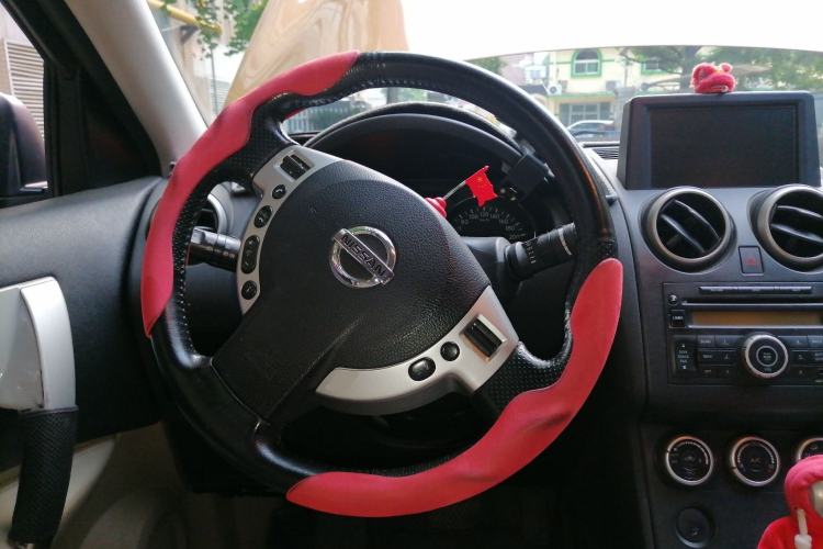 Used Nissan Qashqai 2010 20XFOUR Dragon CVT 4WD Steering Wheel