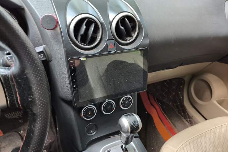 Used Nissan Qashqai 2010 20X LE CVT 2WD Audio And AC Panel