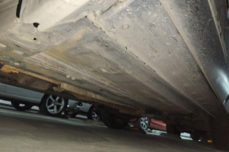 Used Nissan Qashqai 2010 20S Fire CVT 2WD Chassis Front Left