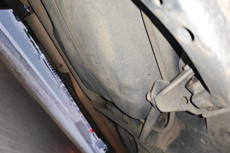 Used Nissan Qashqai 2010 20S Fire CVT 2WD Chassis Rear Right