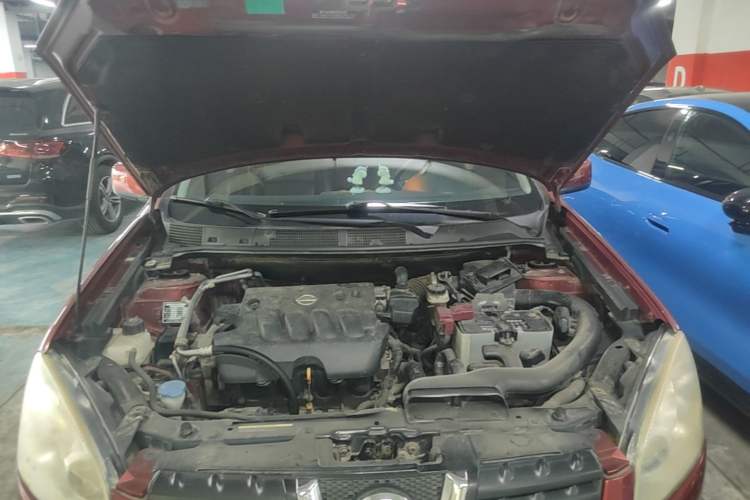 Used Nissan Qashqai 2010 20X LE CVT 2WD Engine Bay