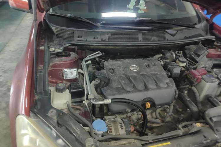 Used Nissan Qashqai 2010 20X LE CVT 2WD Engine Bay Right