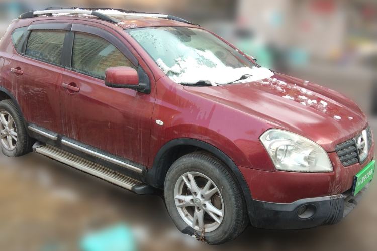 Used Nissan Qashqai 2010 20S Fire CVT 2WD Front Right 45 Deg