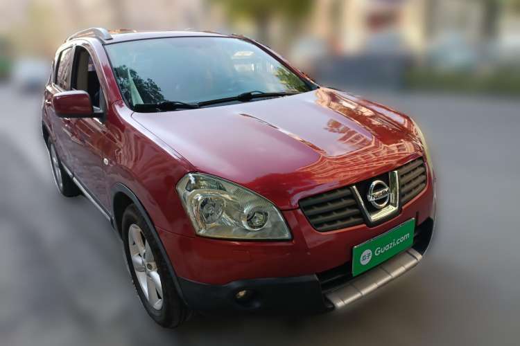 Used Nissan Qashqai 2010 20XFOUR Dragon CVT 4WD Front Right 45 Deg