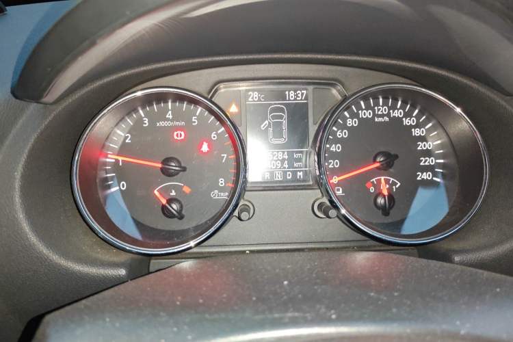 Used Nissan Qashqai 2010 20S Fire CVT 2WD Instrument Cluster