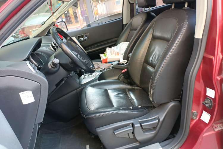 Used Nissan Qashqai 2010 20XFOUR Dragon CVT 4WD Left Front Seat
