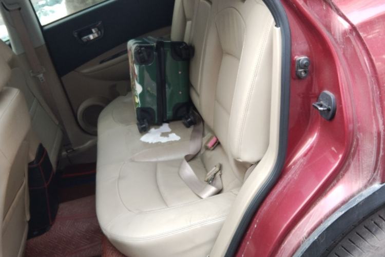 Used Nissan Qashqai 2010 20S Fire CVT 2WD Left Rear Seat
