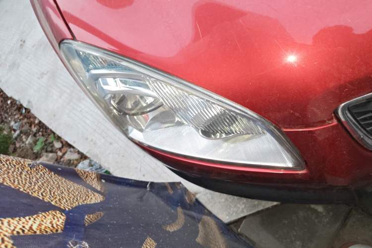 Used Nissan Qashqai 2010 20S Fire CVT 2WD Right Front Headlight