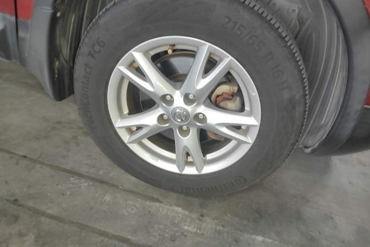 Used Nissan Qashqai 2010 20X LE CVT 2WD Right Front Wheel Hub