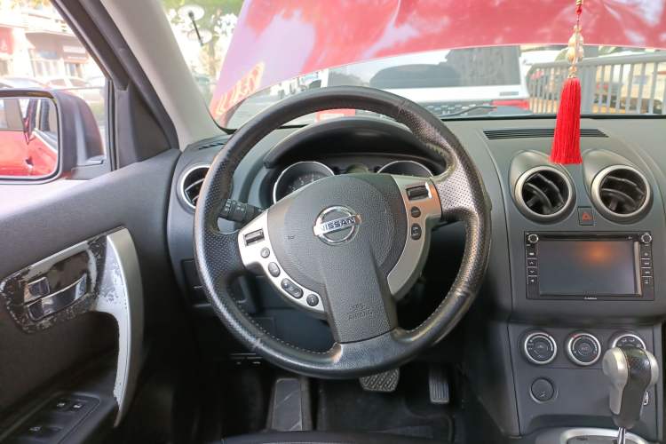 Used Nissan Qashqai 2010 20XFOUR Dragon CVT 4WD Steering Wheel