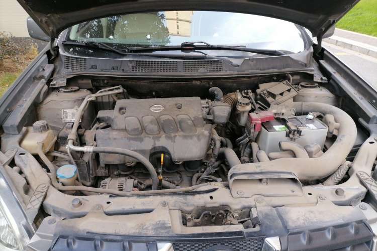 Used Nissan Qashqai 2010 20X LE CVT 2WD Engine Bay