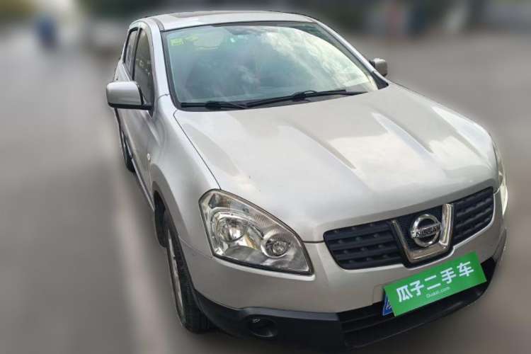 Used Nissan Qashqai 2010 20X LE CVT 2WD Front Right 45 Deg