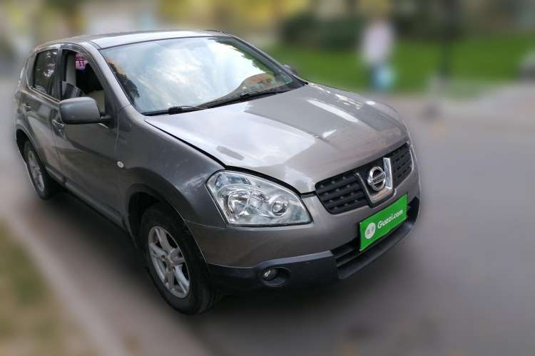 Used Nissan Qashqai 2010 20X LE CVT 2WD Front Right 45 Deg
