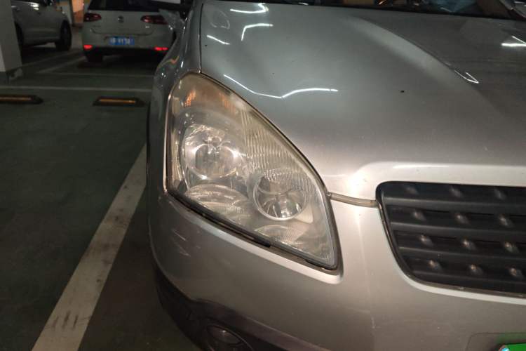 Used Nissan Qashqai 2010 20X LE CVT 2WD Right Front Headlight