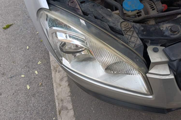 Used Nissan Qashqai 2010 20X LE CVT 2WD Right Front Headlight