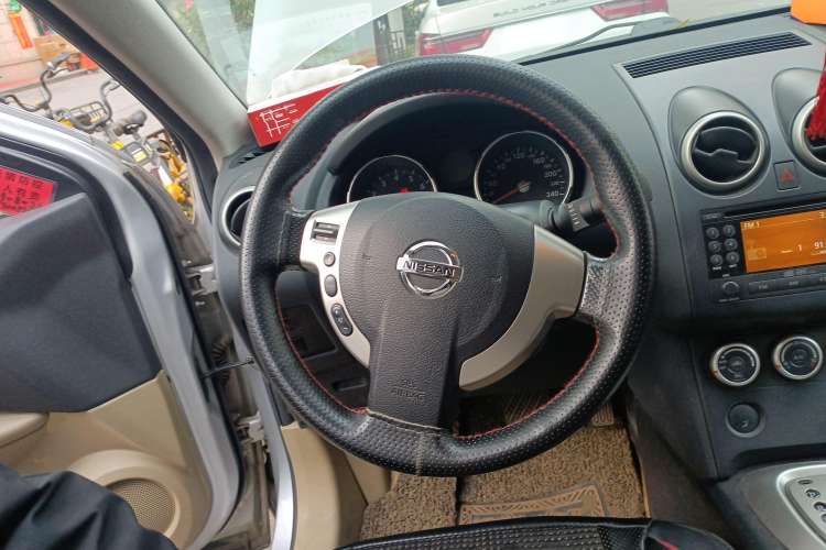 Used Nissan Qashqai 2010 20X LE CVT 2WD Steering Wheel