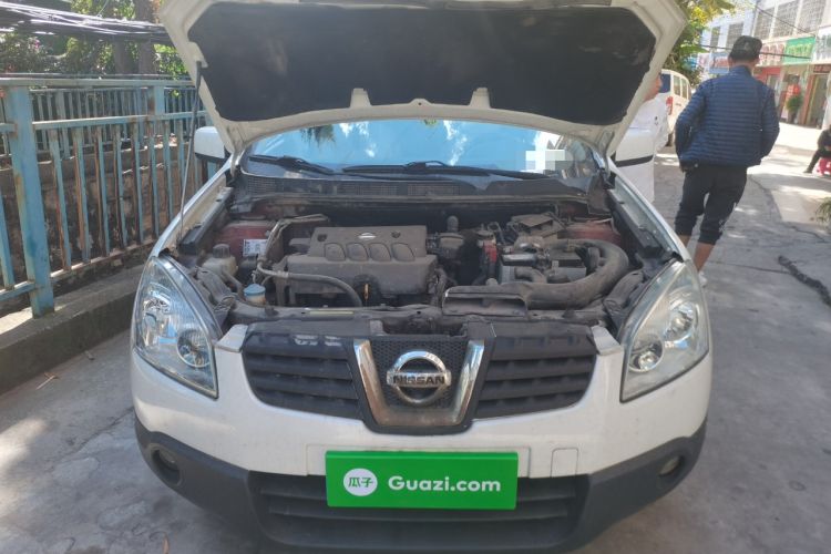 Used Nissan Qashqai 2010 20X LE CVT 2WD Engine Bay