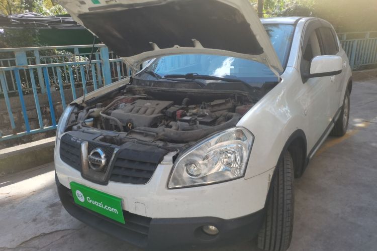 Used Nissan Qashqai 2010 20X LE CVT 2WD Engine Bay Left